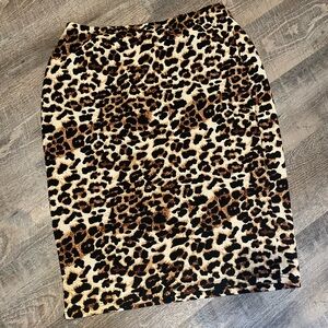 Leopard skirt